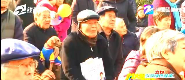 烟雾报警器一直响怎么解除_烟雾报警器会闪红灯吗_烟雾报警器