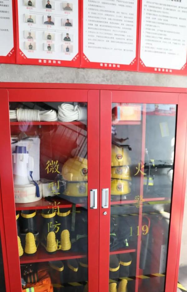 手动报警器_手动报警器实物接线图带电话_手动报警器使用方法