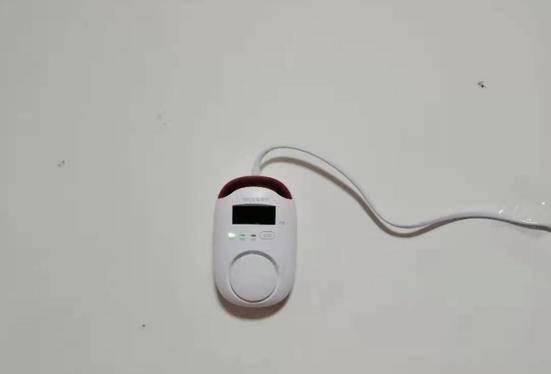氧化碳报警器一个多少钱_一氧化碳报警器_氧化碳报警器一直响怎么办