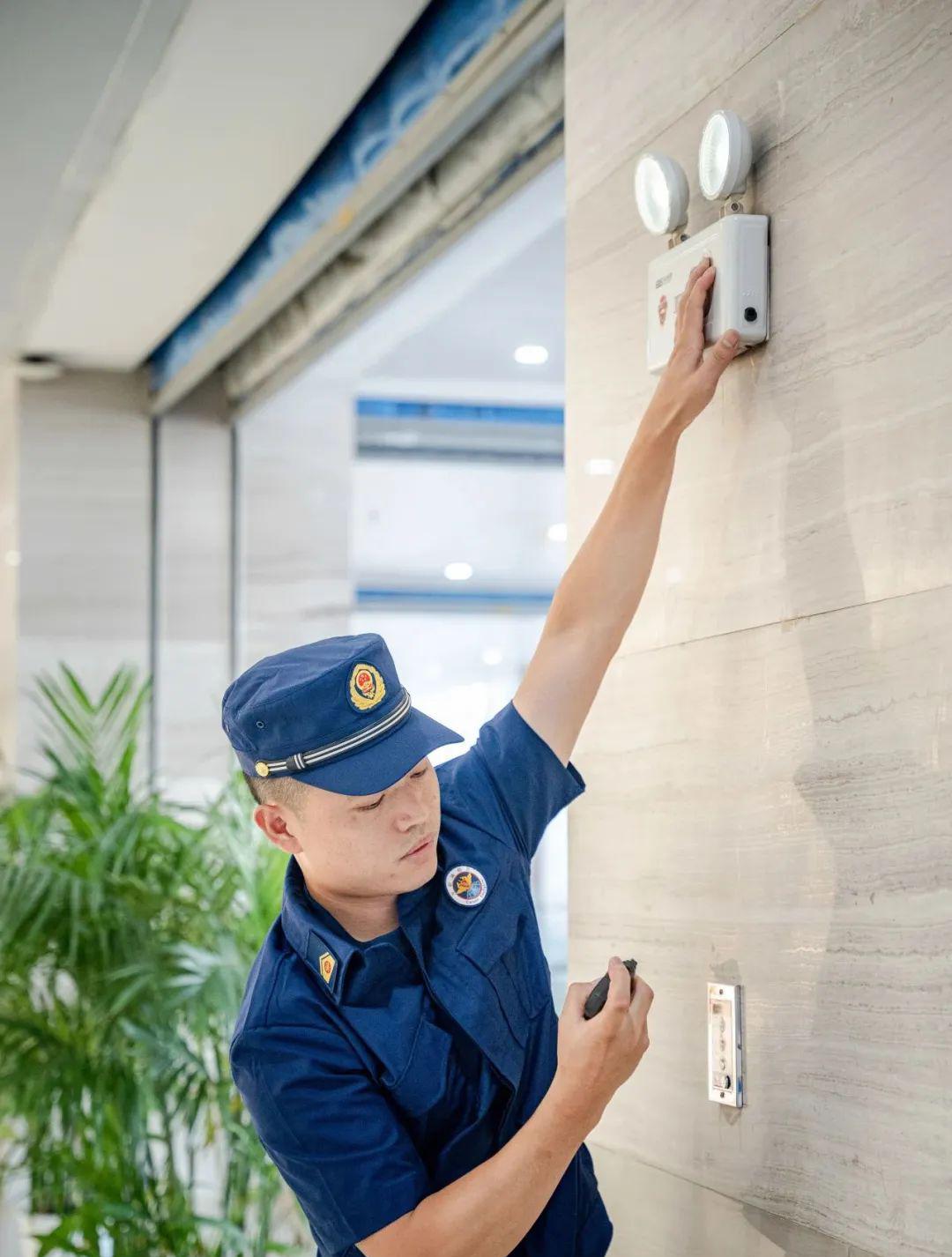 手动报警器的使用与恢复_手动报警器_手动报警器实物接线图带电话
